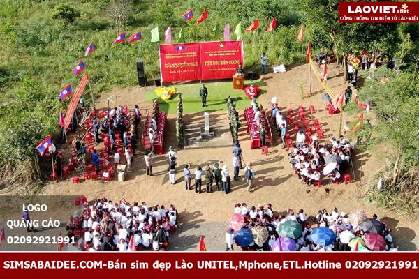 Thiếu nhi hai bên biên giới háo hức
trong chương trình “Biên cương - Đêm hội trăng rằm”.