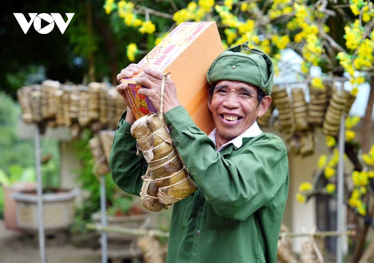 xuan ve tren khu vuc bien gioi viet - lao hinh anh 2