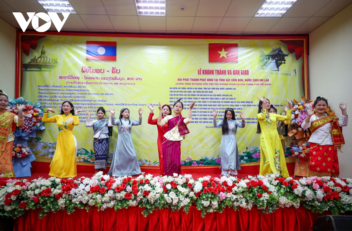 khanh thanh va ban giao Dai phat thanh phat hinh tinh xaysomboun, lao hinh anh 1