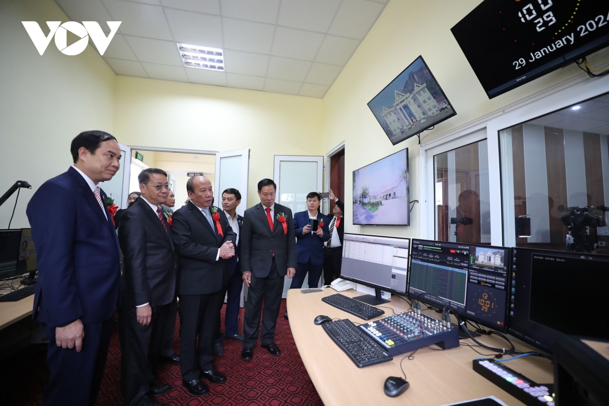 khanh thanh va ban giao Dai phat thanh phat hinh tinh xaysomboun, lao hinh anh 9